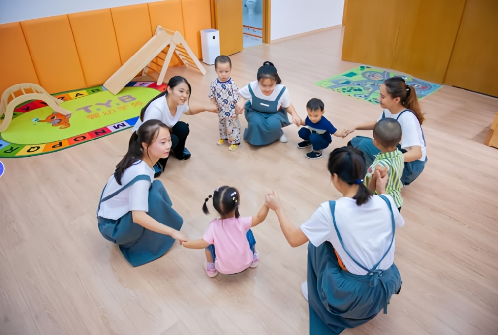 各地发力托育服务，为 “幼有善育” 提速